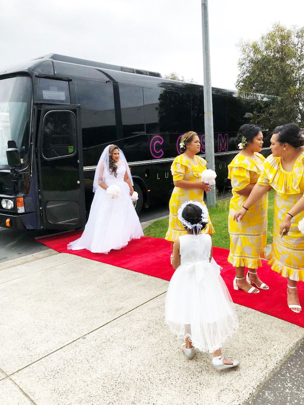 limousine for wedding services