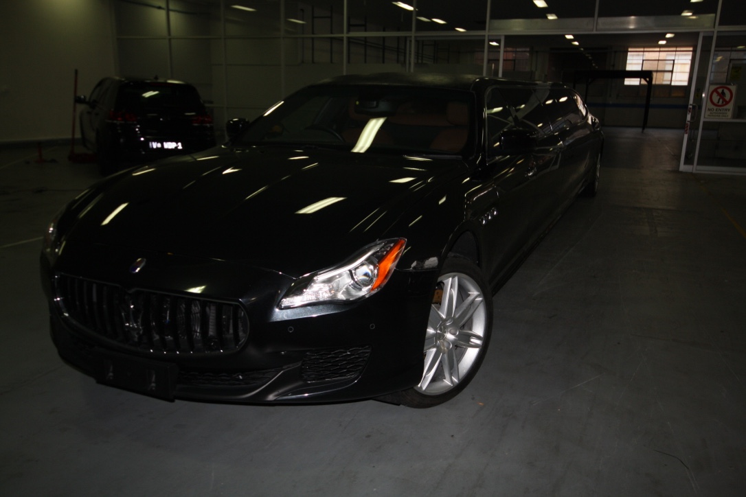 The Cinqueporte Maserati Limo