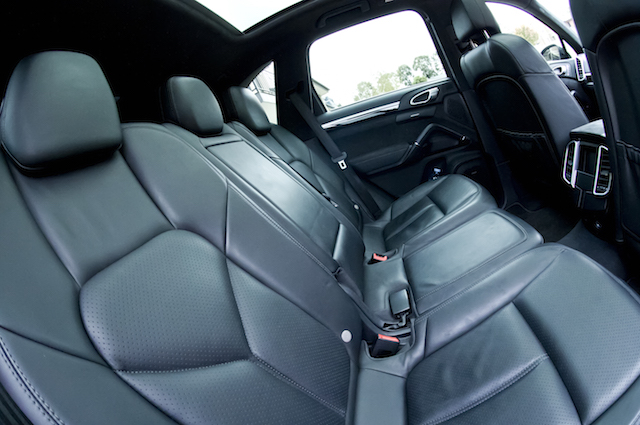 back sit view of the cayenne porsche suv
